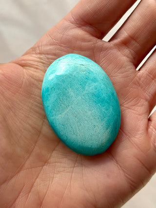 TURQUOISE CHRYSOCOLLA PALM STONE (11) tumble stone The Crystal Avenues 