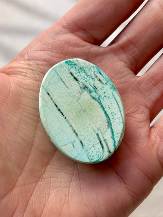 TURQUOISE CHRYSOCOLLA PALM STONE (14) tumble stone The Crystal Avenues 