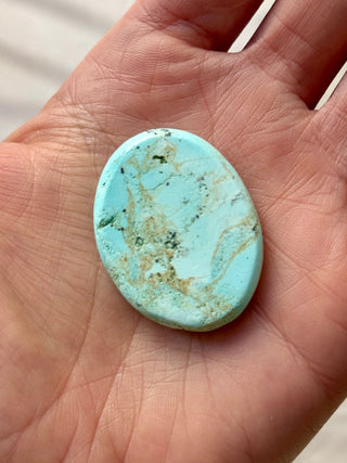 TURQUOISE CHRYSOCOLLA PALM STONE (19) tumble stone The Crystal Avenues 