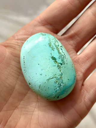 TURQUOISE CHRYSOCOLLA PALM STONE (4) tumble stone The Crystal Avenues 