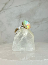 Indlæs billede til gallerivisning WHITE ETHIOPIAN OPAL SILVER RING (NO. 12) SIZE: 54 The Crystal Avenues 
