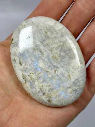 WHITE MOONSTONE PALM STONE (1) Palm stone The Crystal Avenues 