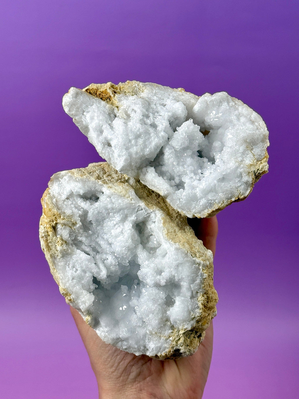 WHITE QUARTZ FRIENDSHIP GEODE (2A) – The Crystal Avenues