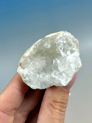 WHITE QUARTZ FRIENDSHIP GEODE - SMALL (44) The Crystal Avenues 
