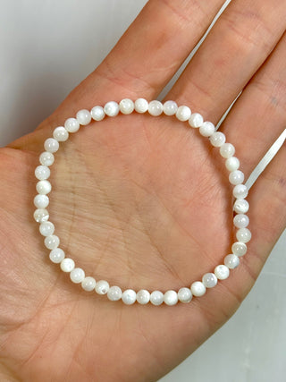 WHITE TROCHIDAE SHELL BRACELET (4MM) Bracelet The Crystal Avenues 