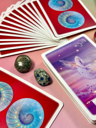 WISDOM OF THE ORACLE - Colette Baron-Reid The Crystal Avenues 