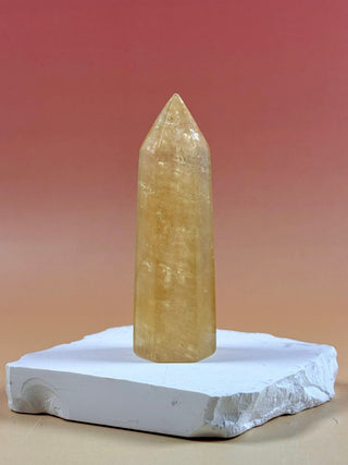YELLOW OPTICAL CALCITE TOWER (1) Palmstone The Crystal Avenues 