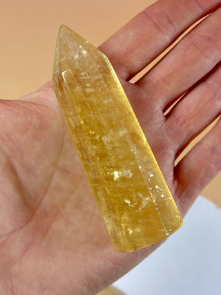 YELLOW OPTICAL CALCITE TOWER (1) Palmstone The Crystal Avenues 