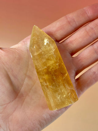 YELLOW OPTICAL CALCITE TOWER (2) Palmstone The Crystal Avenues 