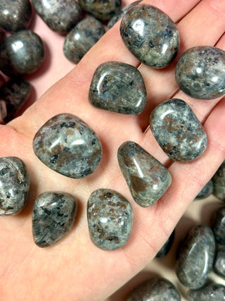 YOOPERLITE TUMBLE STONE Tumble Stone The Crystal Avenues 
