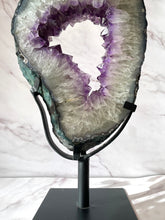 Load image into Gallery viewer, AMETHYST PORTAL XL (3) Druze The Crystal Avenues 
