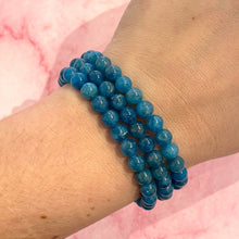 Load image into Gallery viewer, BLUE APATITE BRACELET Bracelet The Crystal Avenues 
