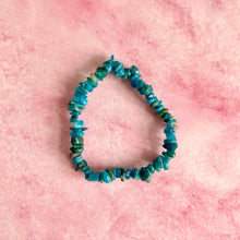 Load image into Gallery viewer, BLUE APATITE CHIP BRACELET Bracelet The Crystal Avenues 
