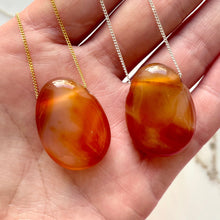 Load image into Gallery viewer, CRYSTAL NECKLACE - CARNELIAN Necklace The Crystal Avenues 
