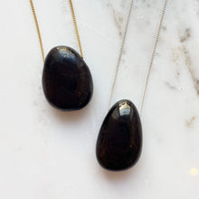 Load image into Gallery viewer, CRYSTAL NECKLACE - SHUNGITE Necklace The Crystal Avenues 
