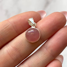 Load image into Gallery viewer, CRYSTAL PENDANT The Crystal Avenues Rose Quartz 
