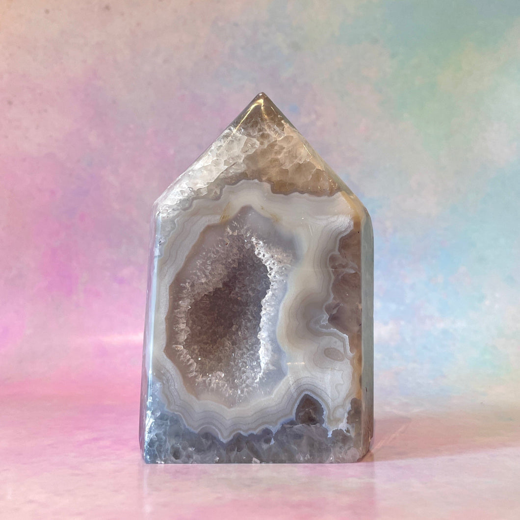 DRUZY AGATE TOWER (A) The Crystal Avenues 