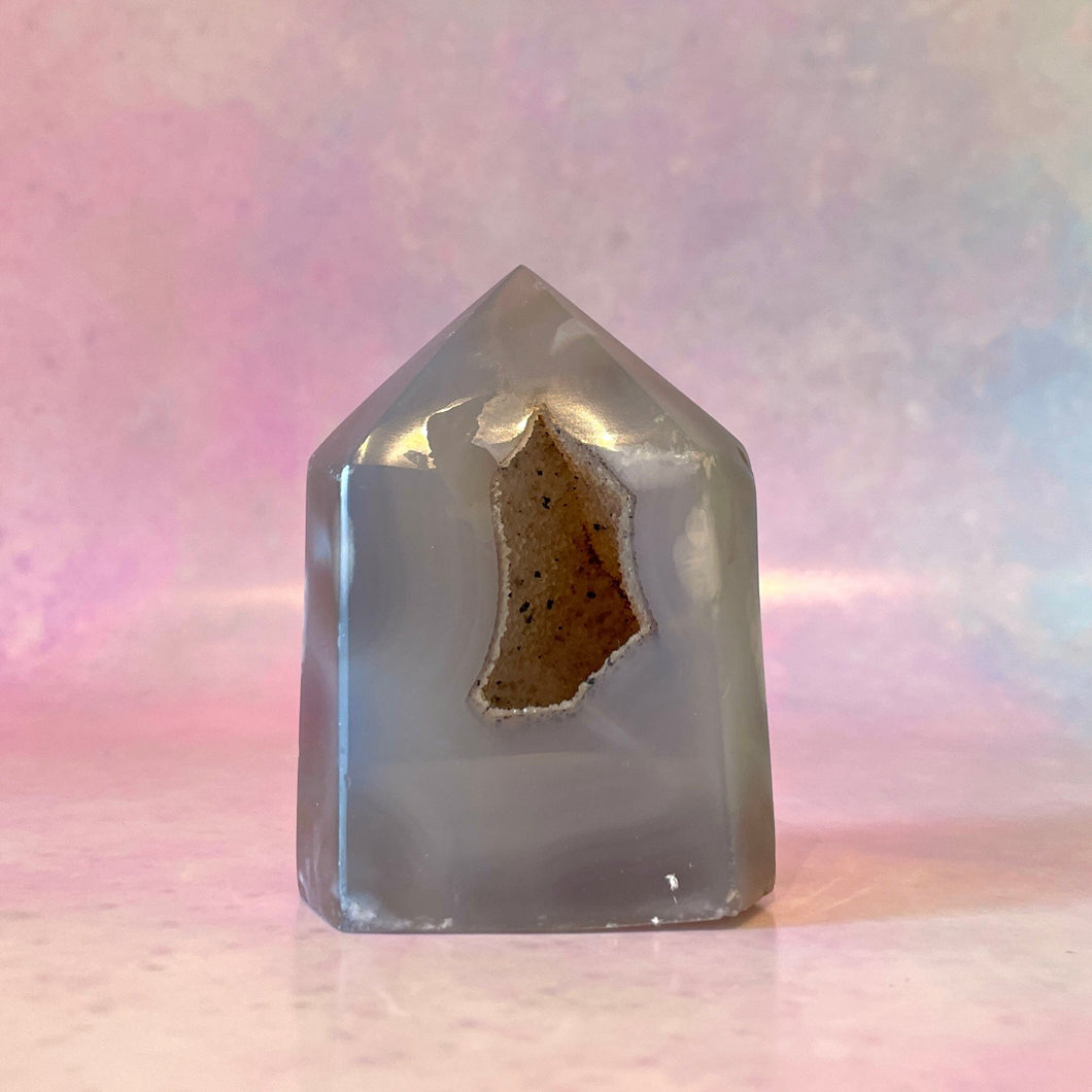 DRUZY AGATE TOWER (T) The Crystal Avenues 