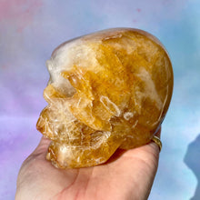 Load image into Gallery viewer, GOLDEN HEALER SKULL (1) tumble stone The Crystal Avenues 
