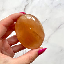 Load image into Gallery viewer, HONEY CALCITE PALM STONE (3) Palmstone The Crystal Avenues 
