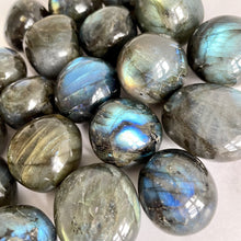 Load image into Gallery viewer, LABRADORITE TUMBLESTONE tumble stone The Crystal Avenues 
