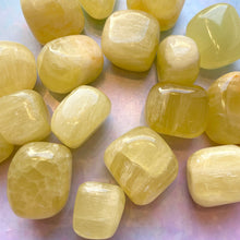Load image into Gallery viewer, LEMON CALCITE TUMBLE STONE Palmstone The Crystal Avenues 

