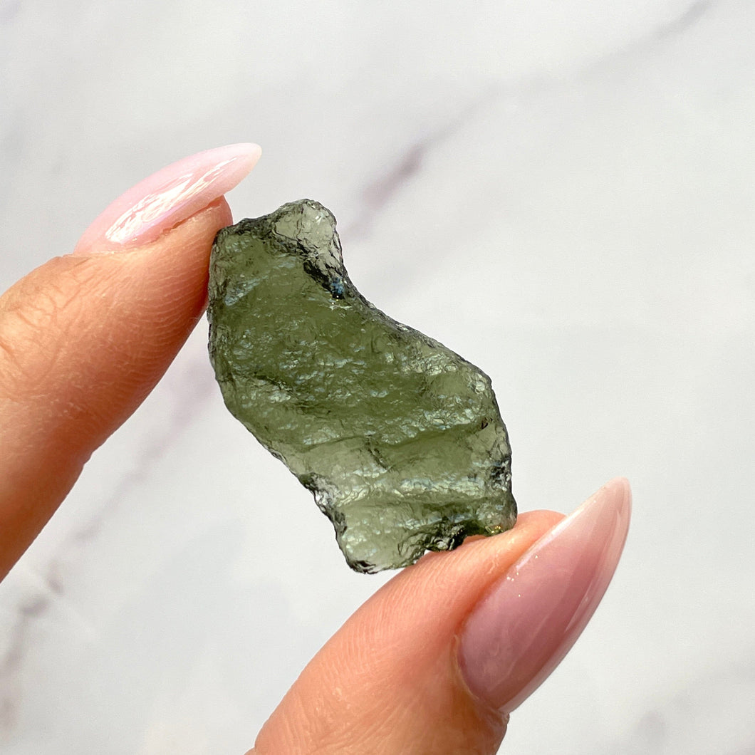 MOLDAVITE A QUALITY - LARGE (9) The Crystal Avenues 