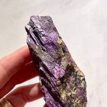 Indlæs billede til gallerivisning PURPURITE NAMIBIA (2) tumble stone The Crystal Avenues 
