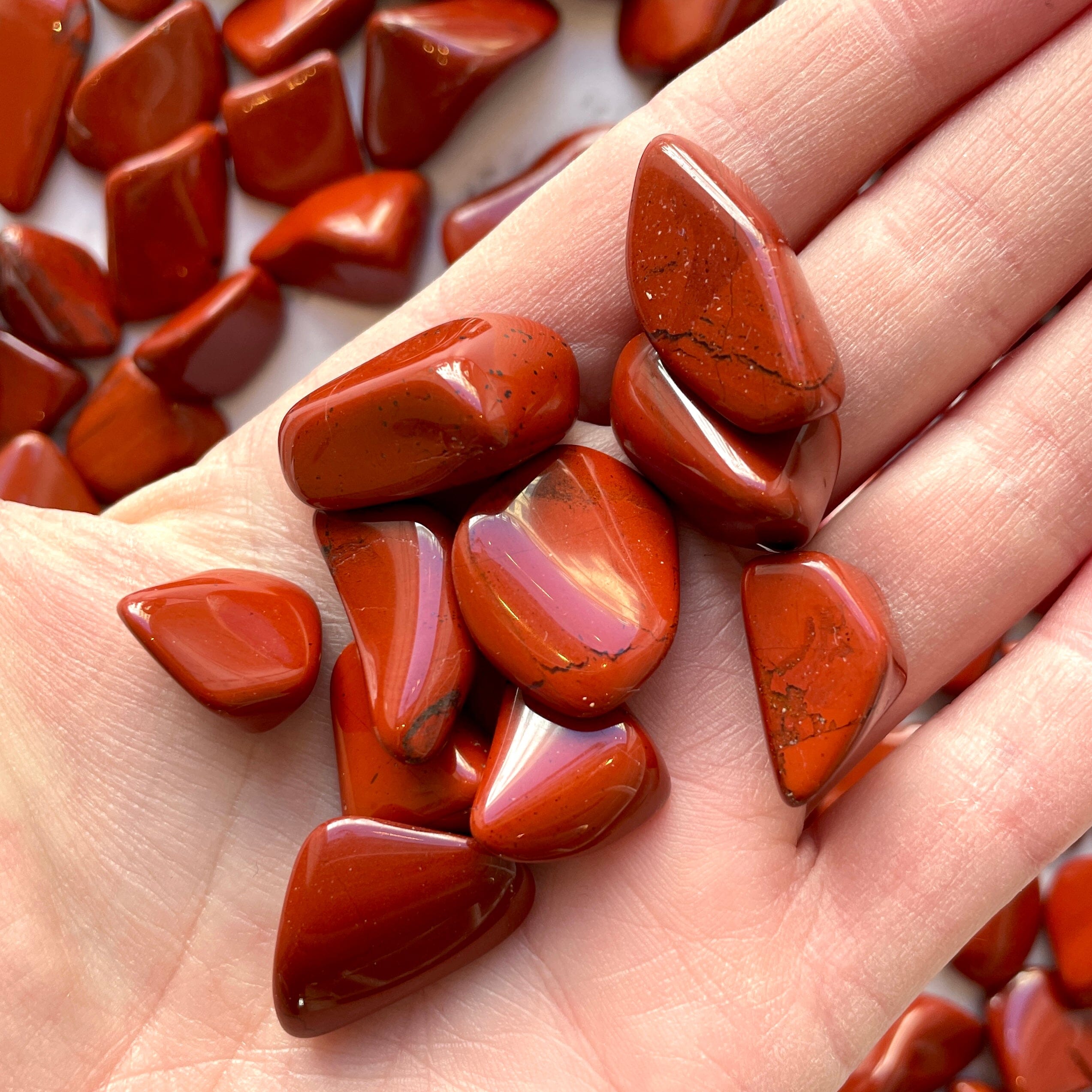 RED JASPER TUMBLE STONE SMALL