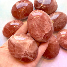 Load image into Gallery viewer, ROSE CALCITE PALM STONE The Crystal Avenues 
