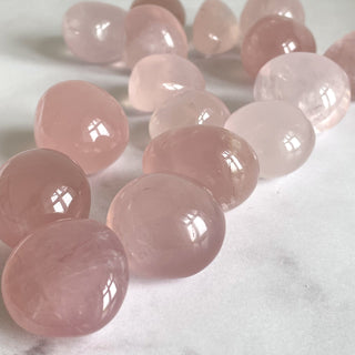ROSE QUARTZ TUMBLE STONE tumble stone The Crystal Avenues 