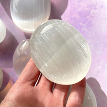 Load image into Gallery viewer, SELENITE PALM STONE Palmstone The Crystal Avenues 
