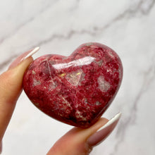 Load image into Gallery viewer, THULITE HEART (1) tumble stone The Crystal Avenues 
