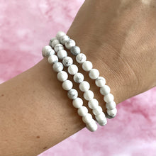 Load image into Gallery viewer, WHITE HOWLITE BRACELET Bracelet The Crystal Avenues 
