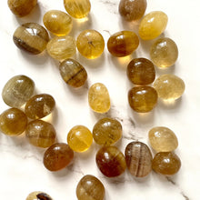 Indlæs billede til gallerivisning YELLOW FLUORITE HIGH QUALITY TUMBLESTONE tumble stone The Crystal Avenues 

